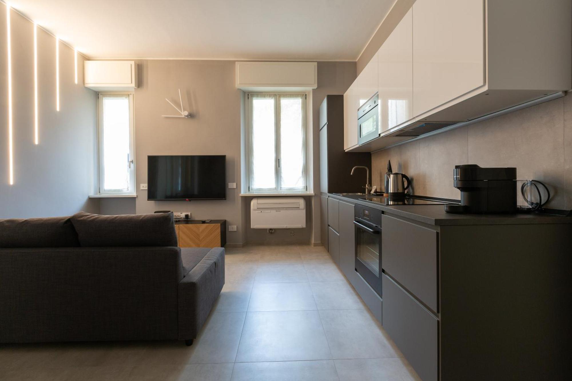 Marche Charming Flat Milan